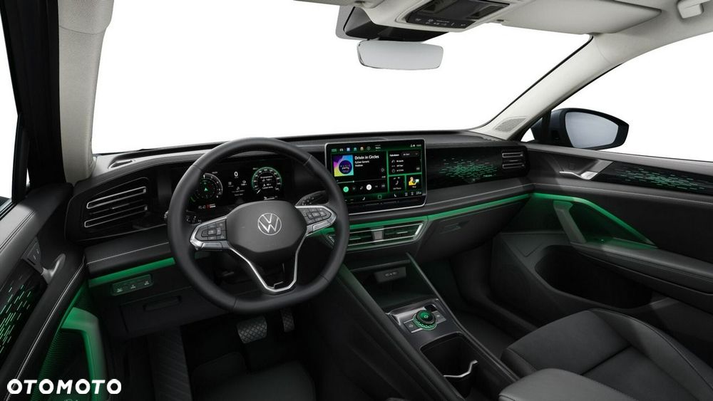 Volkswagen Tiguan - 10