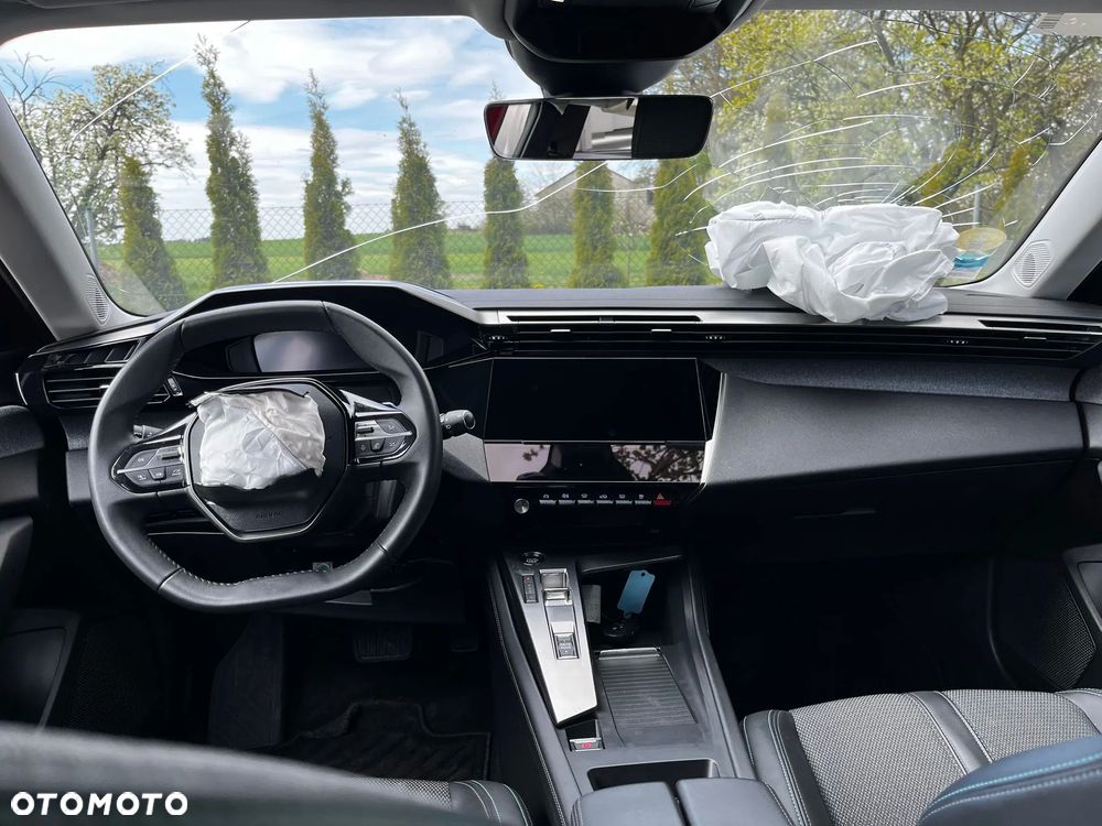 Peugeot 308 BlueHDi 130 EAT8 Allure Pack - 17