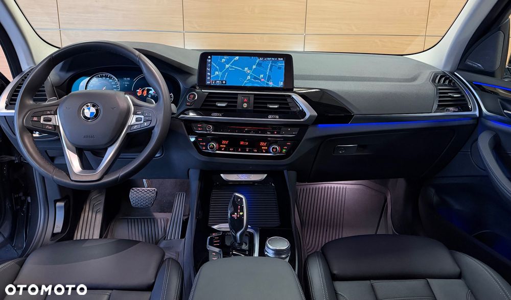 BMW X3 xDrive20d xLine - 17