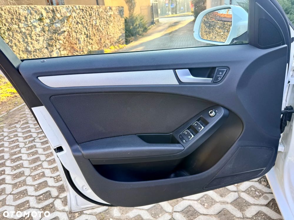 Audi A4 Avant 2.0 TDI DPF multitronic Ambition - 13