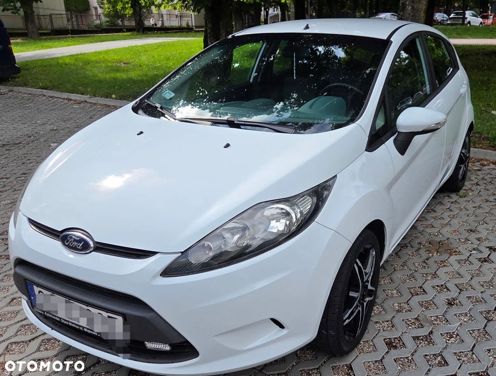 Ford Fiesta 1.25 Celebration - 1