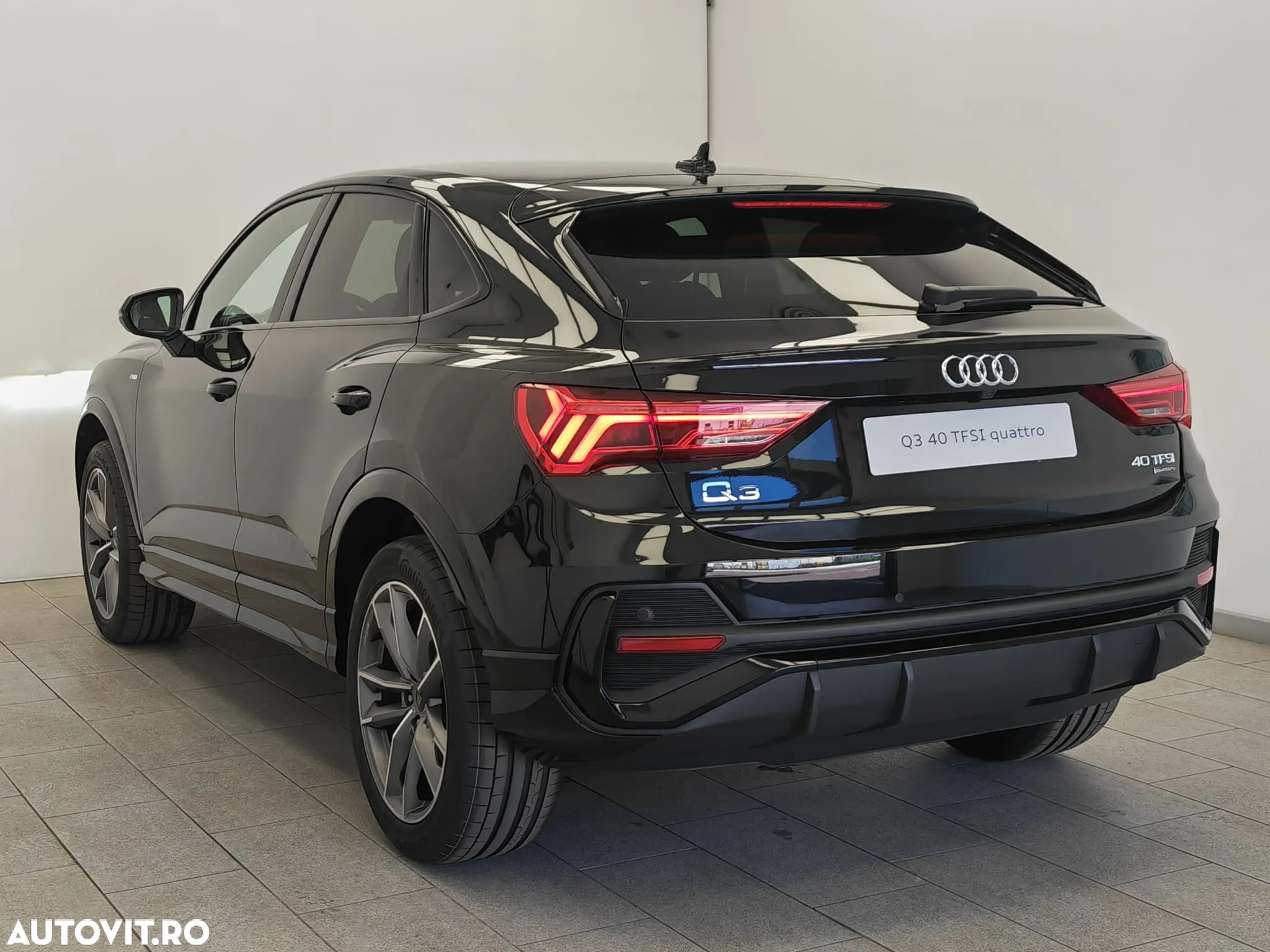 Audi Q3 Sportback 2.0 40 TFSI quattro S tronic Basic - 6