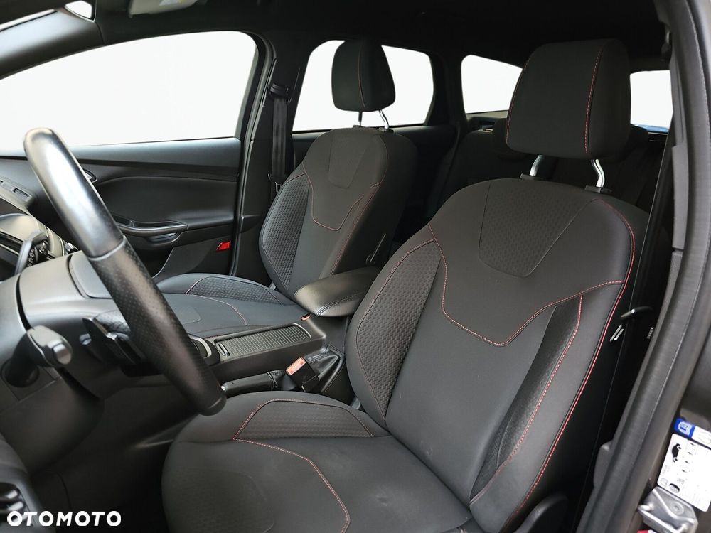 Ford Focus - 14