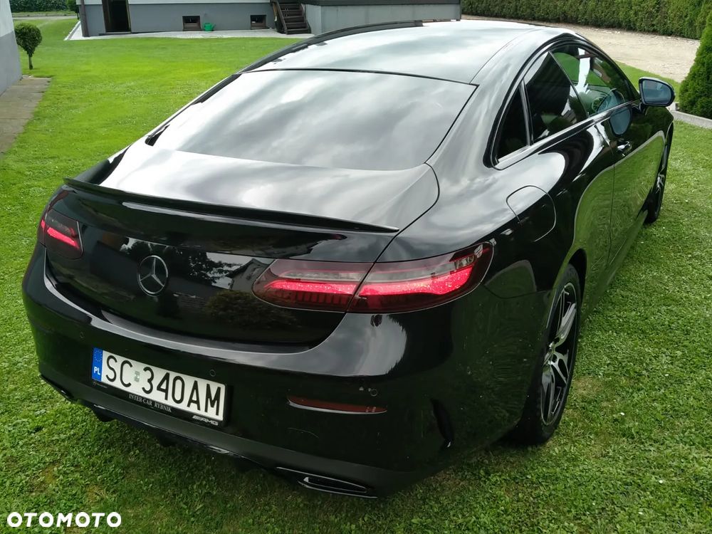 Mercedes-Benz Klasa E 300 Coupe 9G-TRONIC - 21