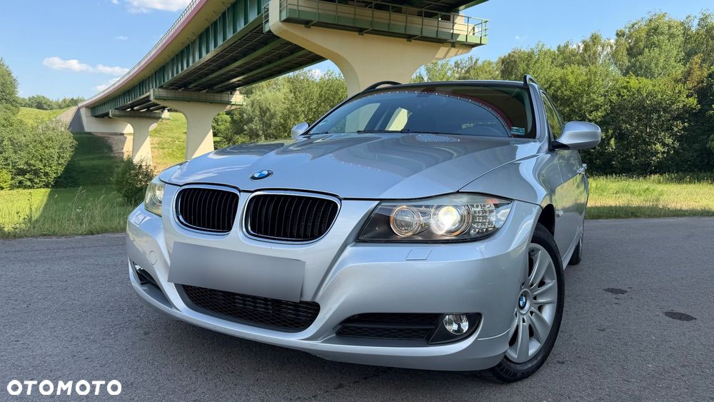BMW Seria 3 320d xDrive - 1