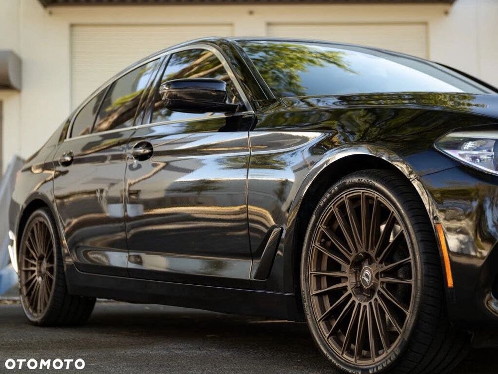 BMW Seria 5 530i xDrive Luxury Line sport - 3