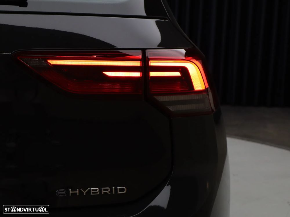 VW Golf 1.4 TSI e-Hybrid DSG - 12