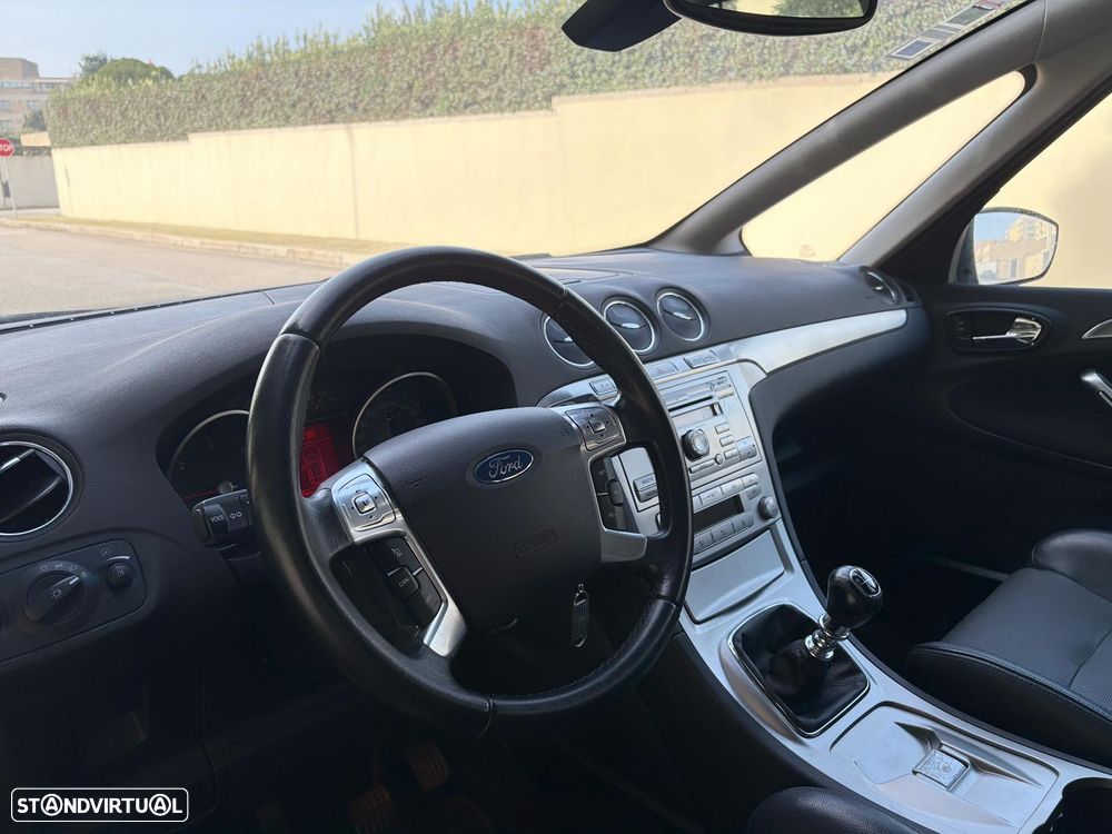 Ford S-Max 1.8 TDCi Titanium 7L - 19