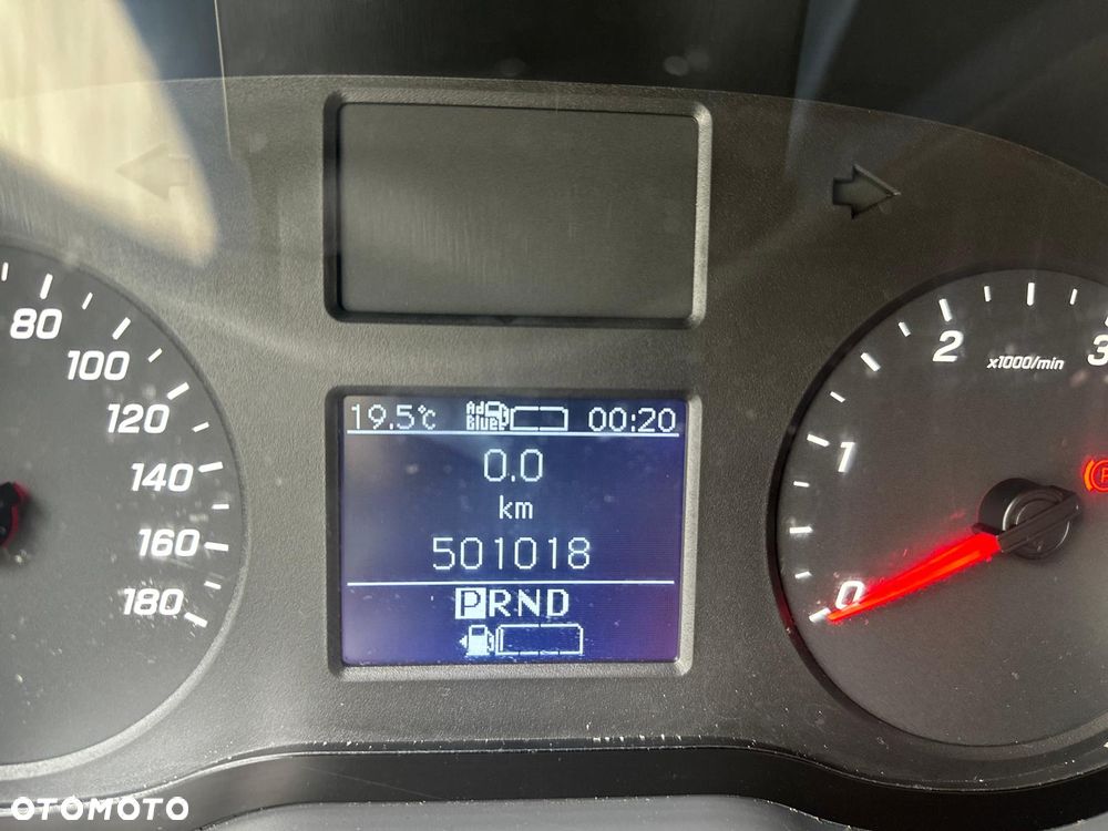 Mercedes-Benz Sprinter W907 - 5