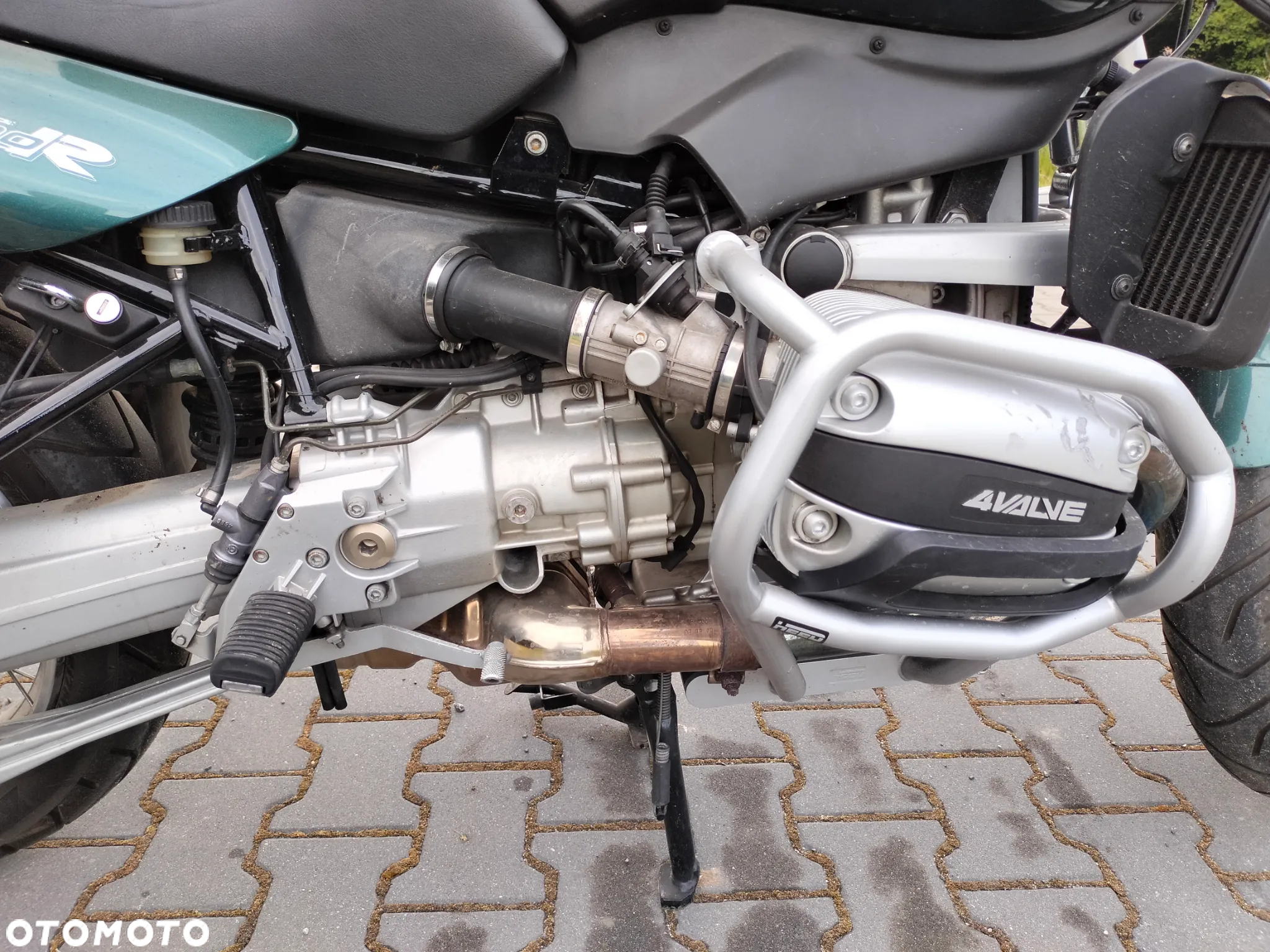 BMW R - 8