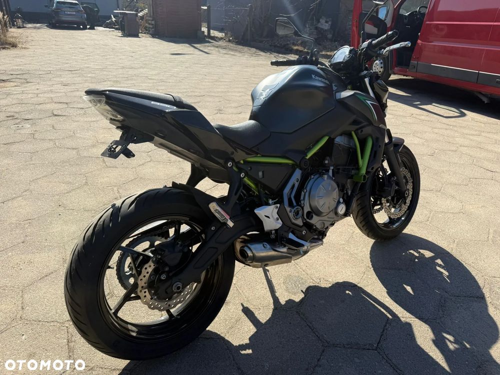 Kawasaki Z 650 - 6