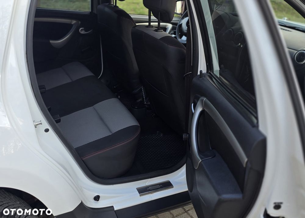 Dacia Duster 1.6 16V 105 4x2 Prestige - 11