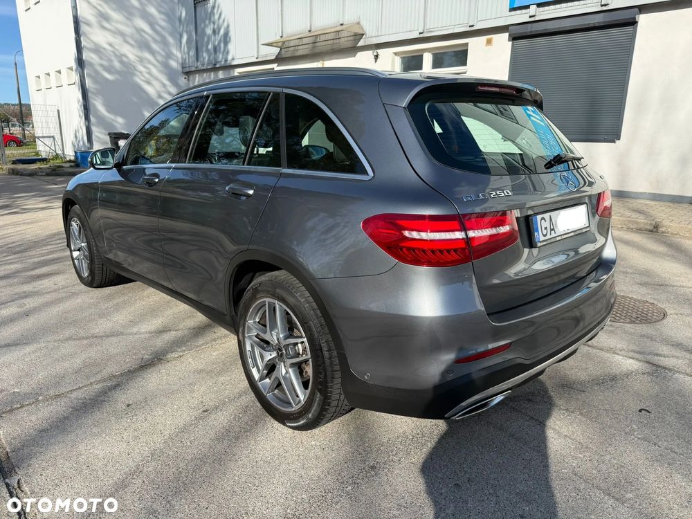 Mercedes-Benz GLC 250 4-Matic - 7