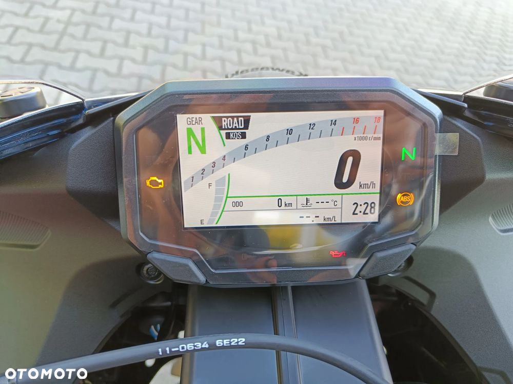 Kawasaki ZX - 11