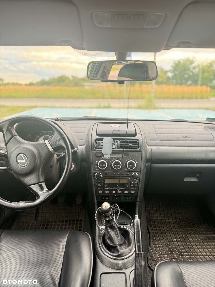 Lexus IS 200 Prestige - 3