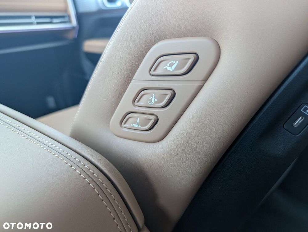 Hyundai Santa Fe 1.6 T-GDI HEV Calligraphy 4WD 6os - 31