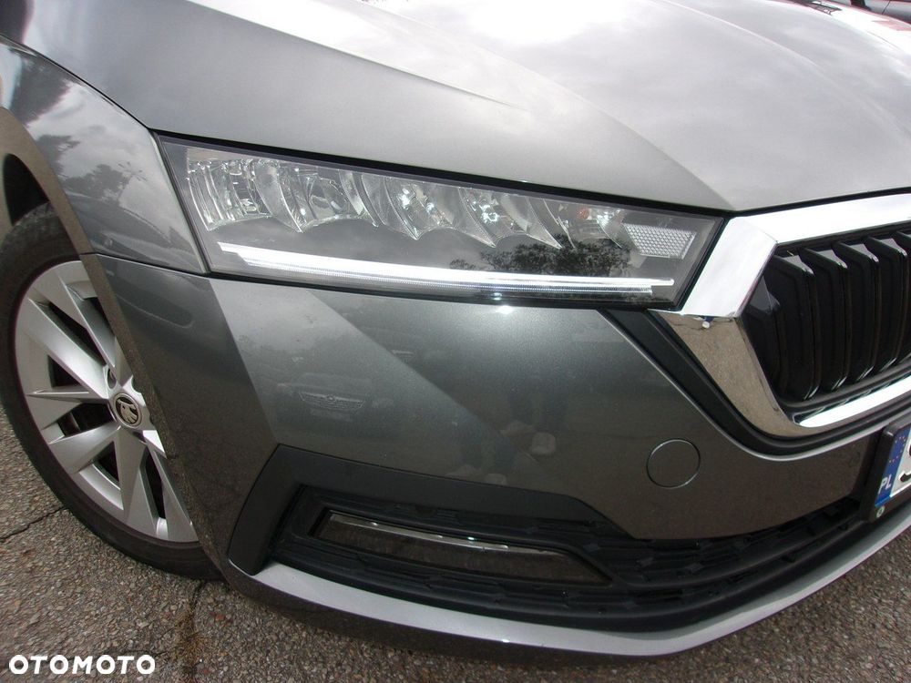 Skoda Octavia 1.5 TSI ACT Style - 5