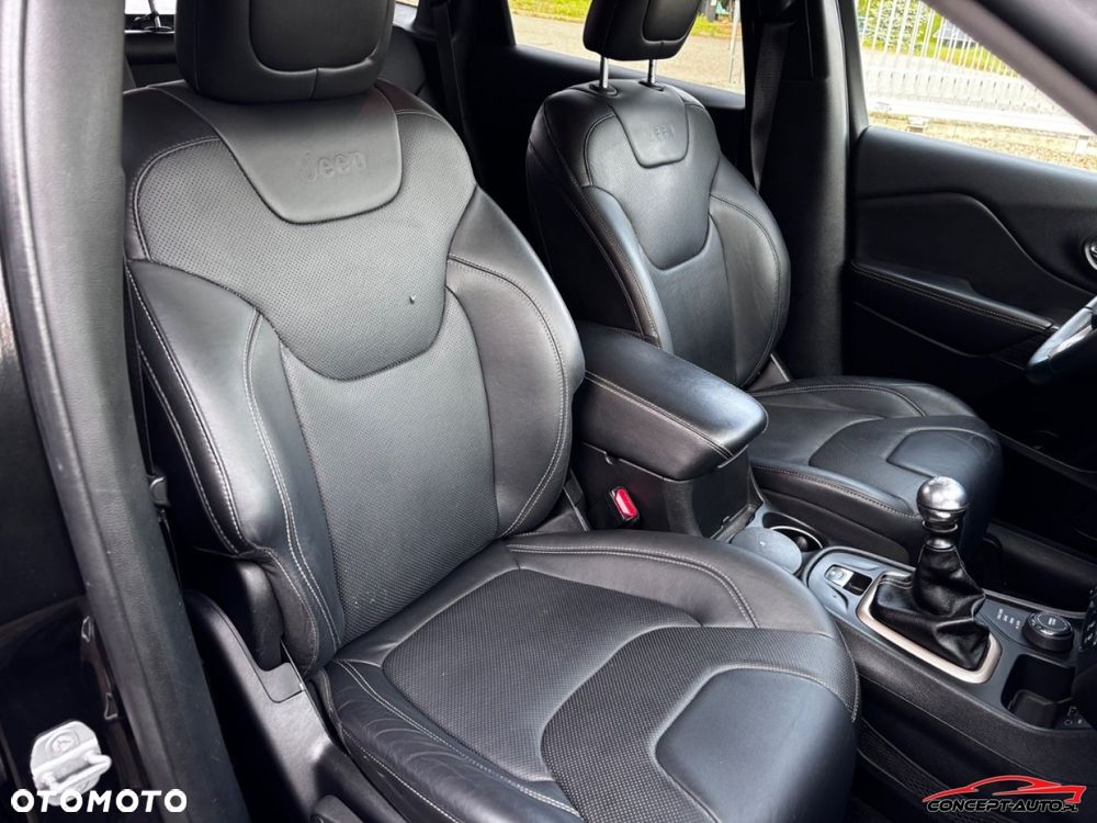 Jeep Cherokee - 21