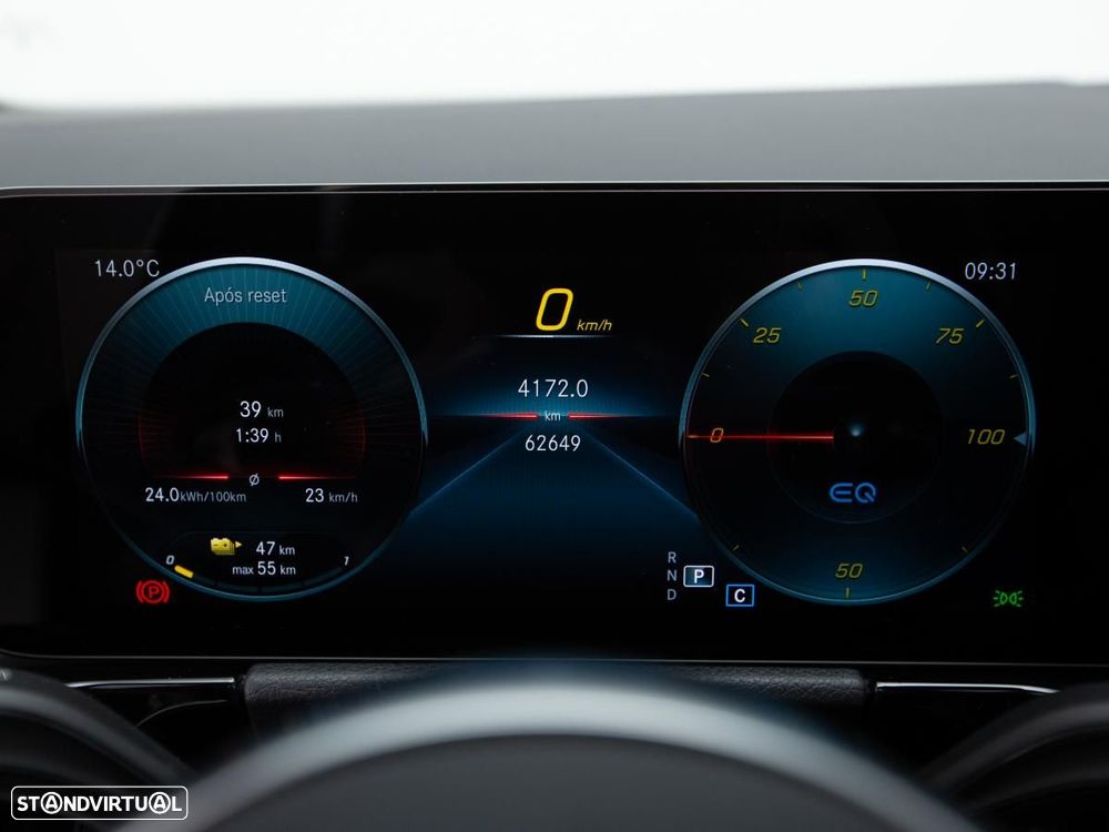 Mercedes-Benz EQA 250+ AMG Line - 30