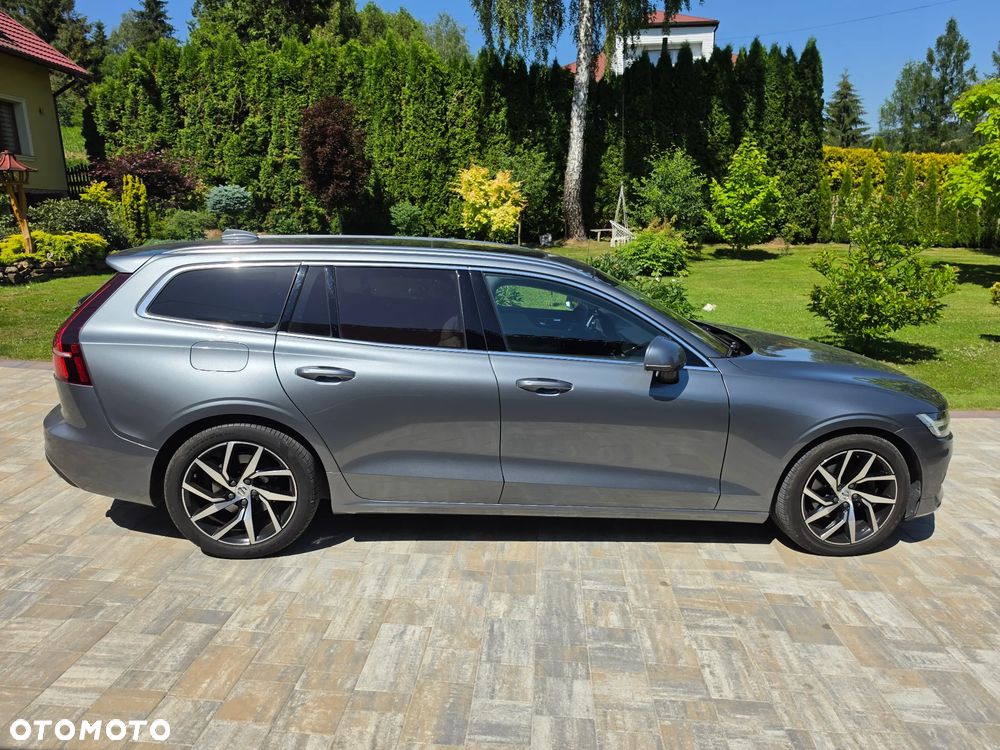 Volvo V60 D4 Momentum - 8