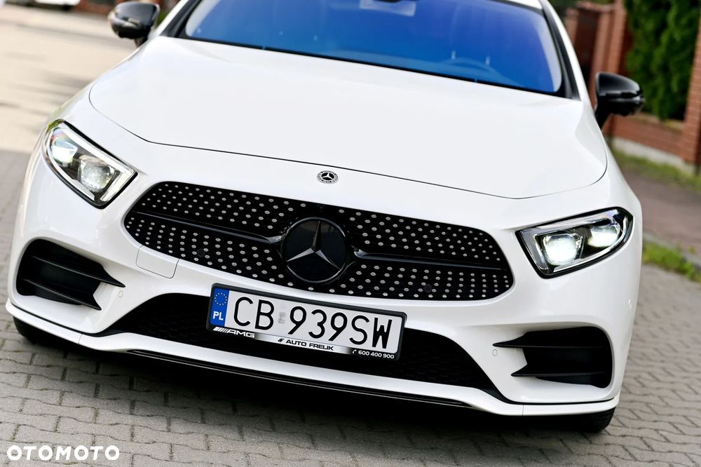 Mercedes-Benz CLS - 6