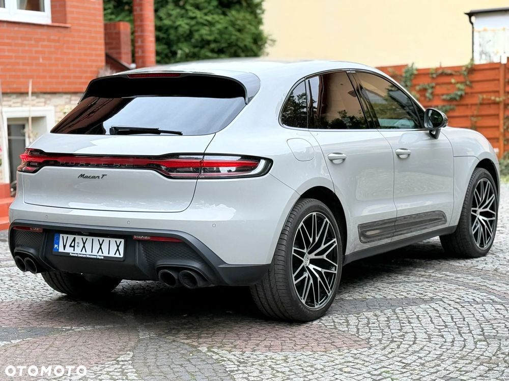 Porsche Macan T - 35
