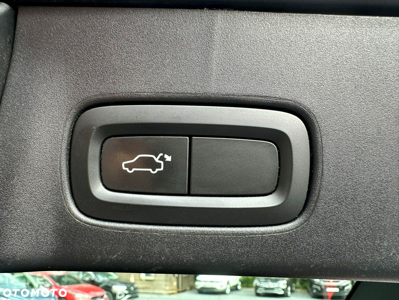 Volvo V90 D5 AWD Momentum - 12