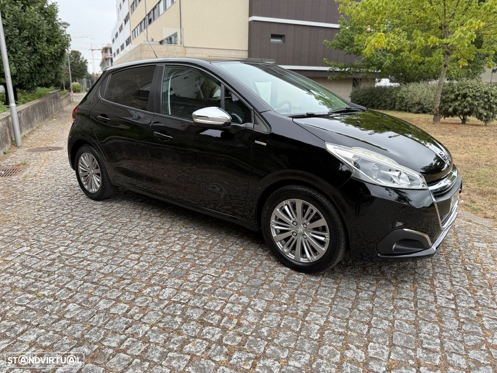 Peugeot 208 1.2 PureTech Style - 5