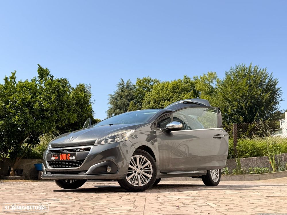 Peugeot 208 1.2 PureTech Allure - 31