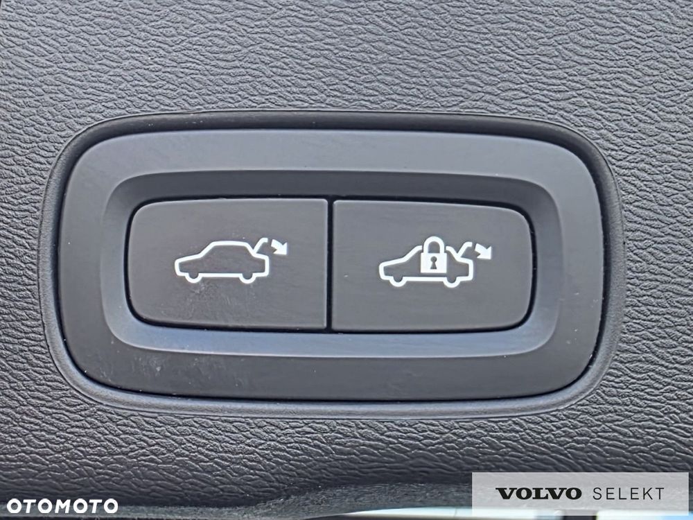 Volvo XC 60 - 22