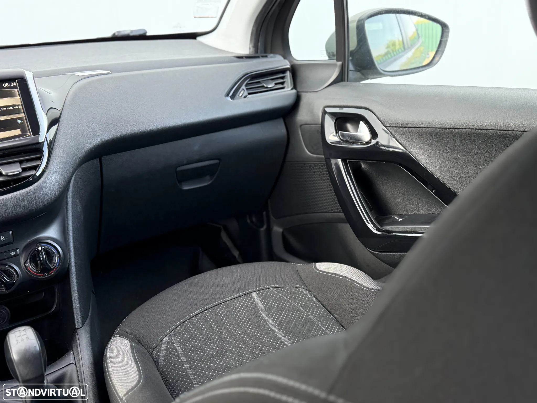 Peugeot 208 1.2 VTi Allure - 21