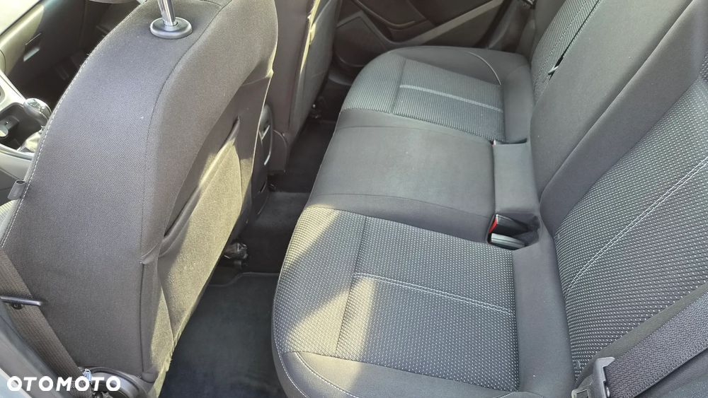 Opel Astra - 25