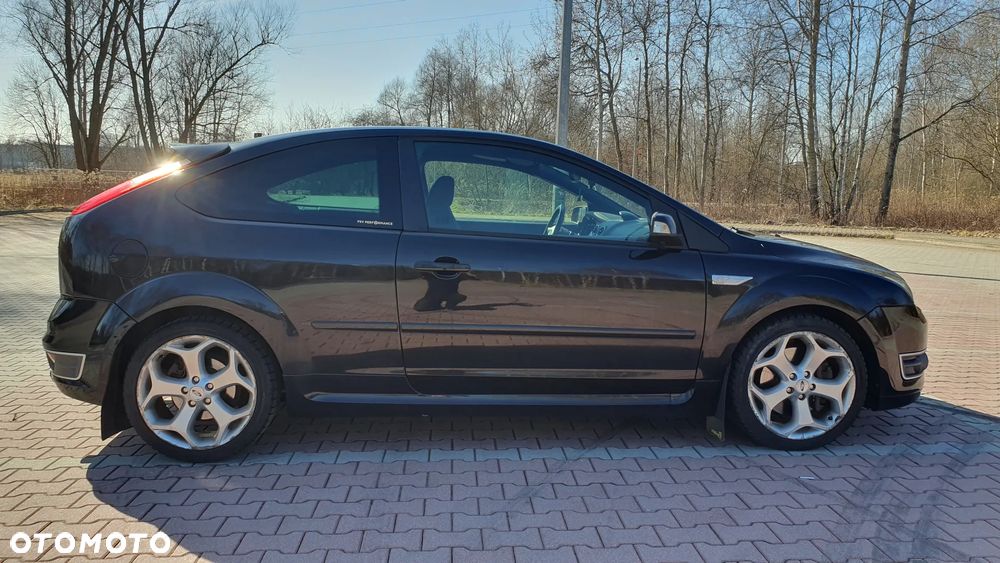 Ford Focus 2.5 ST - 6