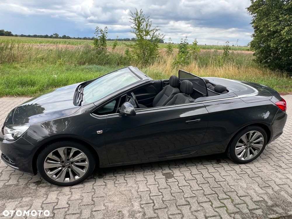 Opel Cascada - 35