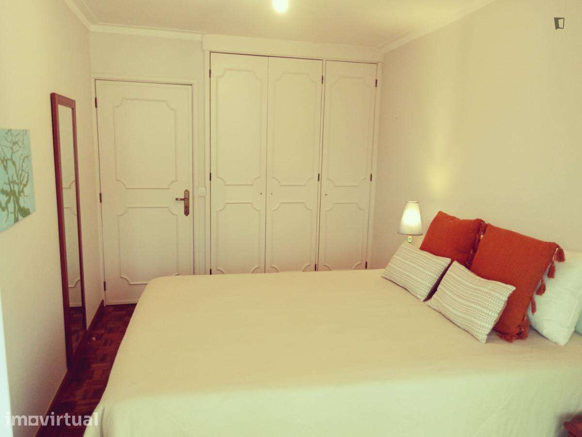 Apartamento com 1 quartos - localizado em Nevogilde Porto - Grande imagem: 2/36