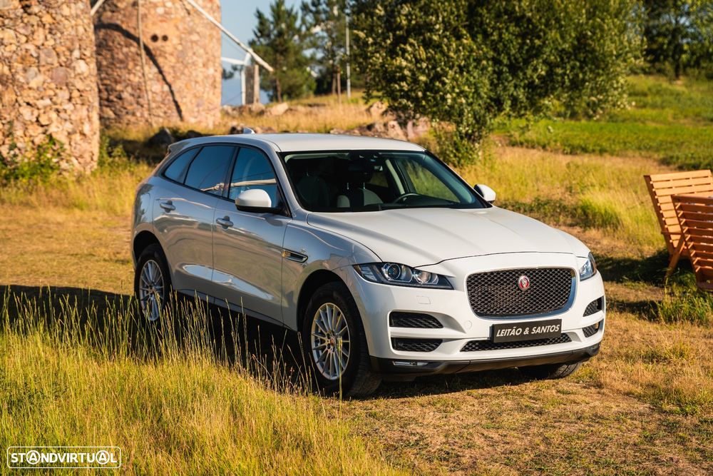 Jaguar F-Pace 2.0 i4D Pure - 2