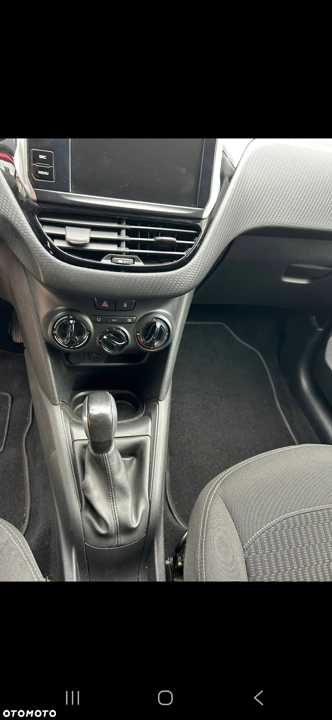 Peugeot 208 1.2 PureTech Style - 16