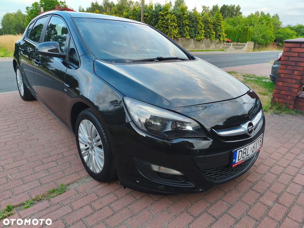 Opel Astra 1.6 Essentia EU6 - 2