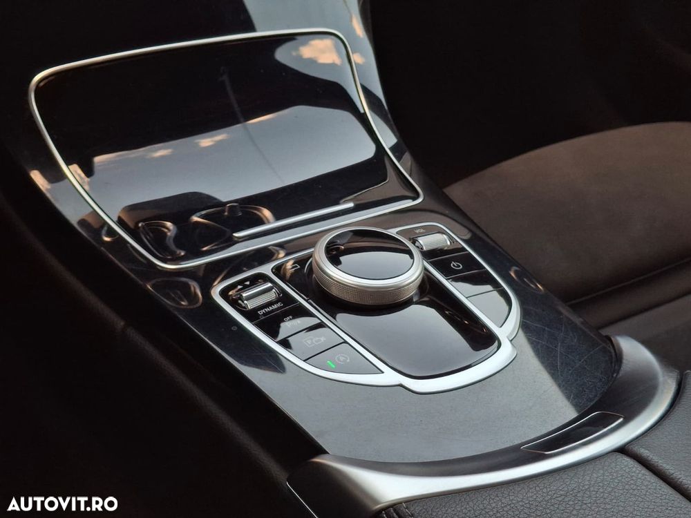Mercedes-Benz C 180 Aut. - 33