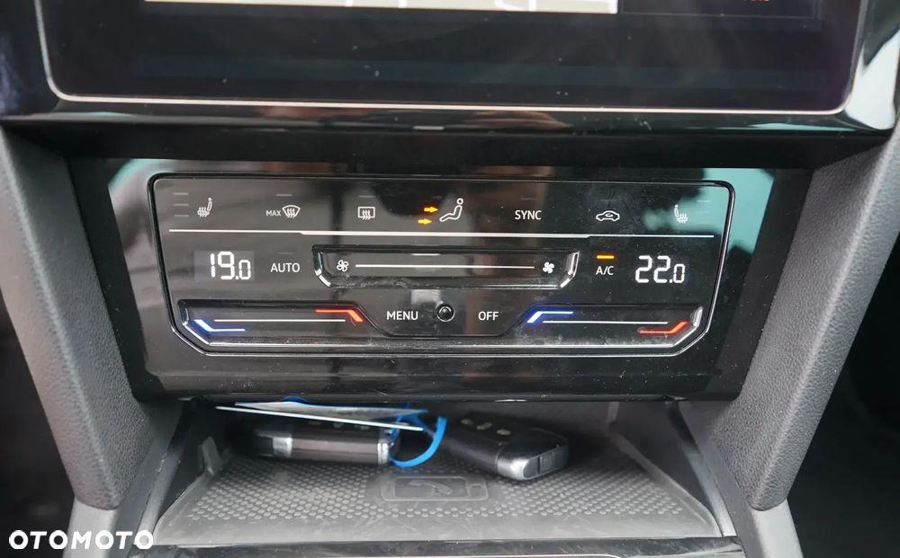 Volkswagen Passat 2.0 TDI 4Mot Elegance DSG - 16