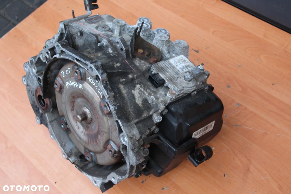SKRZYNIA BIEGÓW AUTOMAT KONWERTER OPEL INSIGNIA A 2.0 TURBO AF40 55561549 - 2