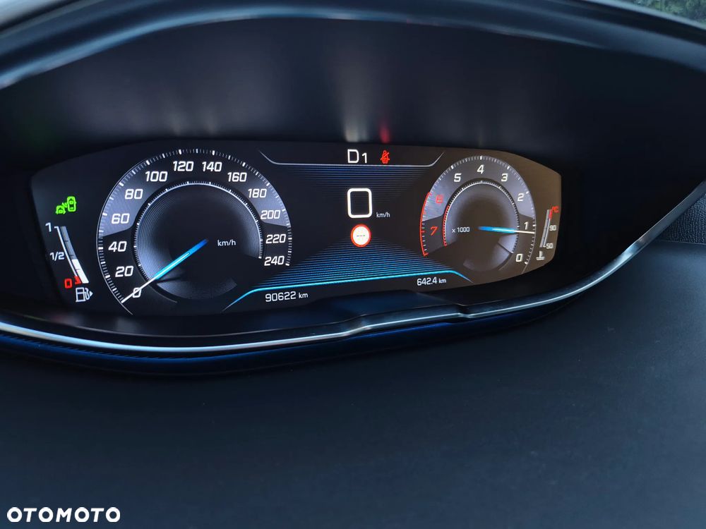 Peugeot 3008 1.6 PureTech GPF Allure S&S EAT8 - 20