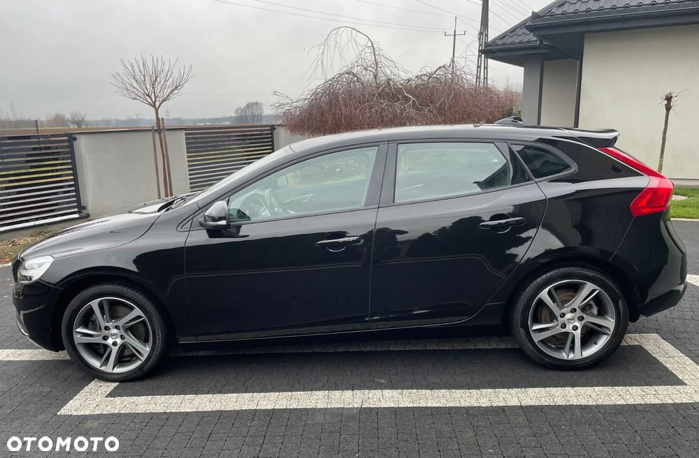 Volvo V40 D3 Momentum - 8