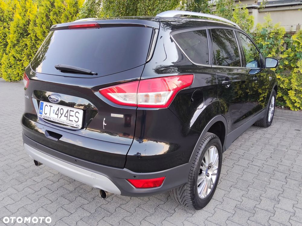 Ford Kuga 1.6 EcoBoost 2x4 Titanium - 5