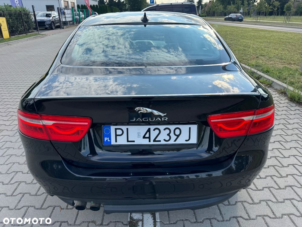 Jaguar XE 2.0 D AWD Prestige - 19