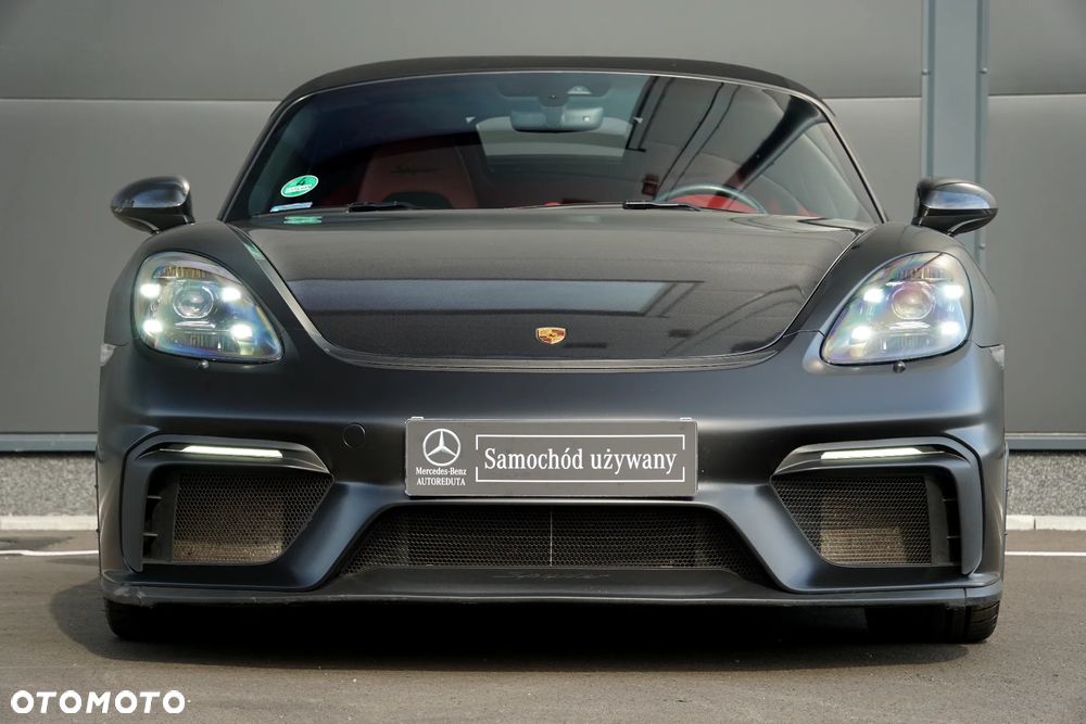 Porsche 718 Spyder - 9