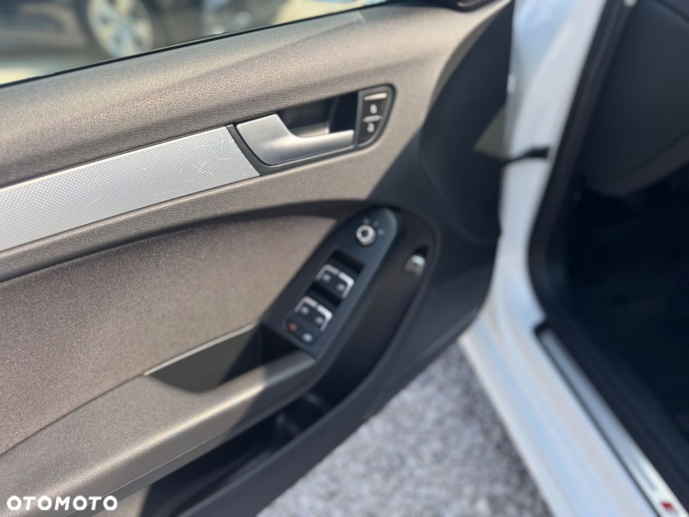Audi A4 Avant 2.0 TDI ultra sport - 20