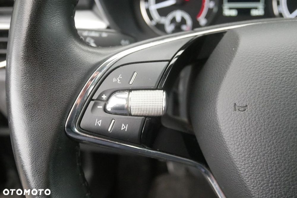 Skoda Fabia 1.0 Ambition - 19