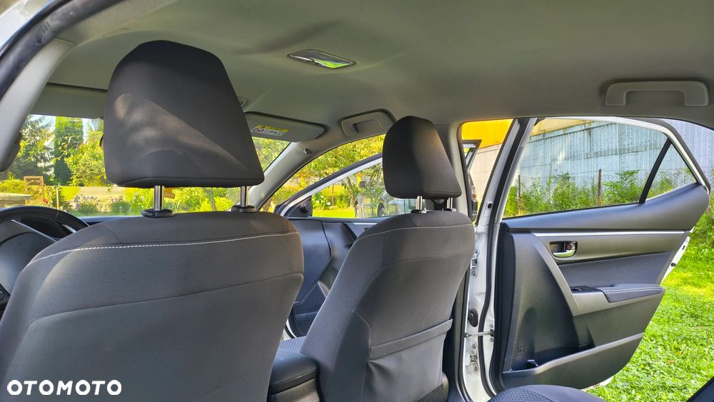 Toyota Corolla 1.4 D-4D Comfort - 31