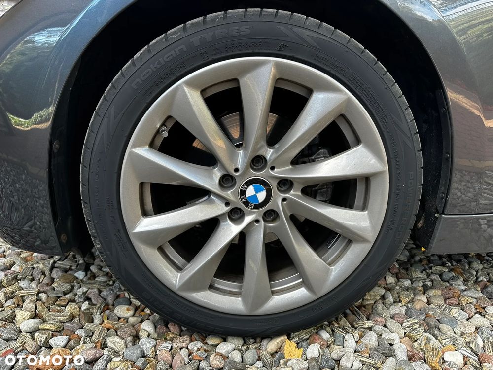 BMW Seria 3 328i - 2